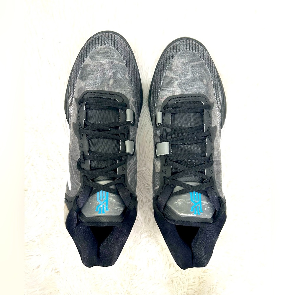 Nike Kyrie 8 Orca